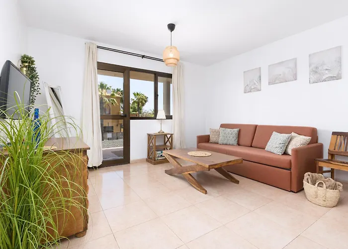 Home2book Tranquil Oasis Apt, Pool & Terrace 科拉雷侯