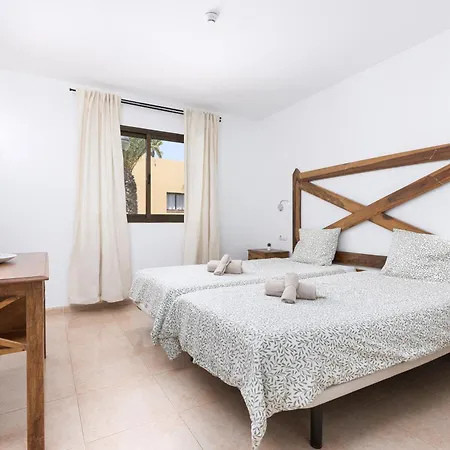 Home2book Tranquil Oasis Apt, Pool & Terrace