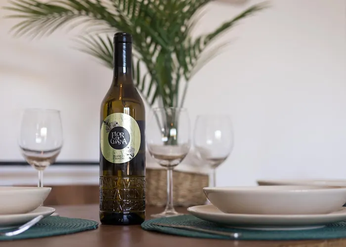 Home2book Tranquil Oasis Apt, Pool & Terrace *